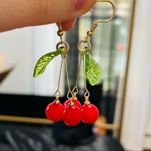 Cherry Earrings 🍒